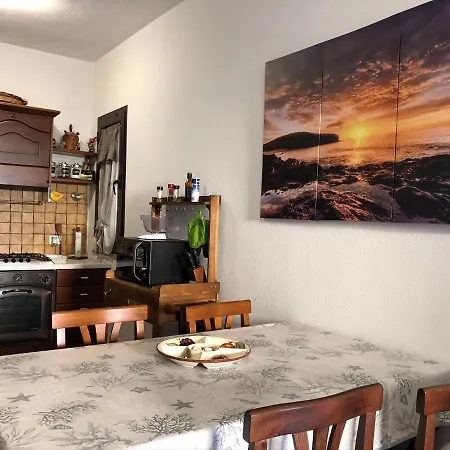 L'alzoni Apartament Lu Lioni