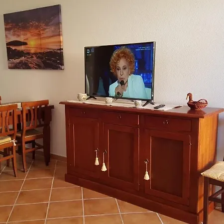 L'alzoni Apartament Lu Lioni