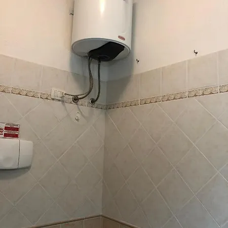 L'alzoni Apartament Lu Lioni